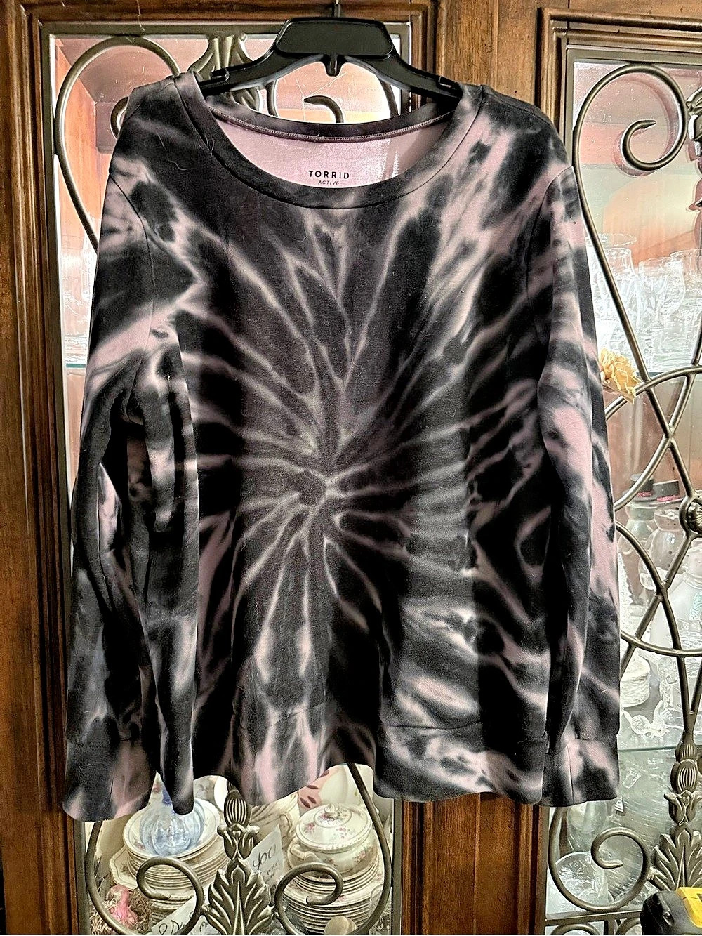 Torrid Tie-Dye Long Sleeve Top Size 2